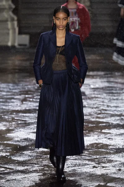 Look 65